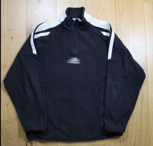 als Reißverschluss x Hoodie
